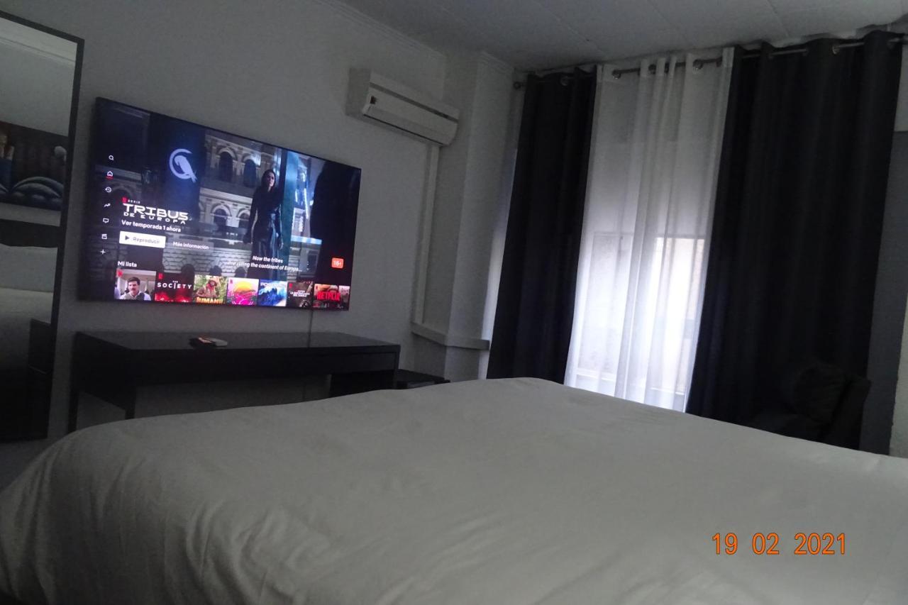 Hotel Carlos III Águilas Extérieur photo