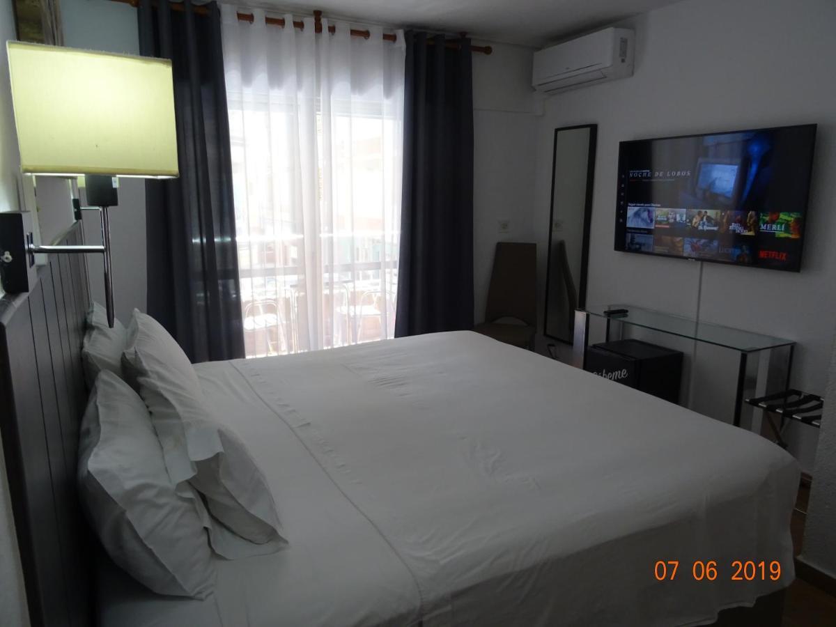 Hotel Carlos III Águilas Extérieur photo