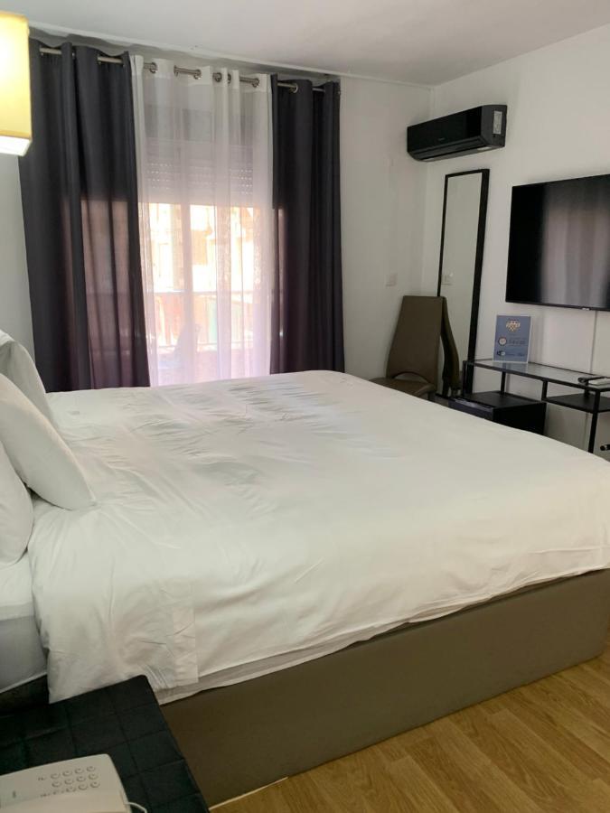 Hotel Carlos III Águilas Extérieur photo